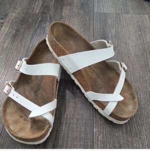 Birkenstock Mayari White Birko-Flor Toe Loop Women’s Size 38 US W7 M5 Sandals